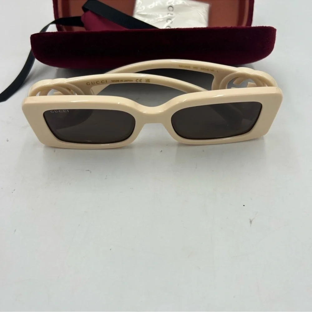 Women’s Gucci oversized square acetate sunglasses GG1326S made in Italy
